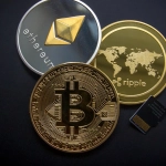 Развитие криптовалют от Bitcoin к современным технологиям блокчейн
